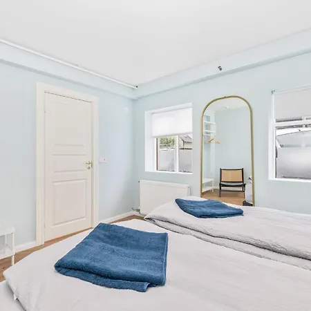 Downtown Baldursbra - Two Bedroom Apartment *
