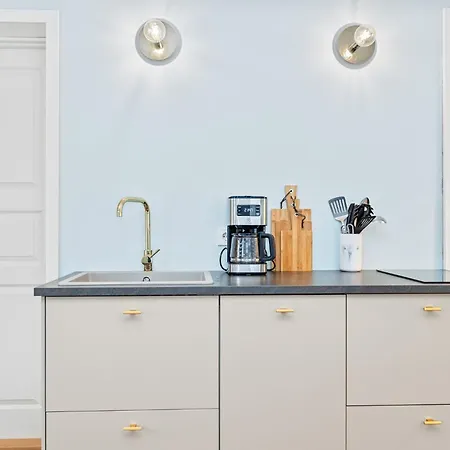 Downtown Baldursbra - Two Bedroom * Reykjavik